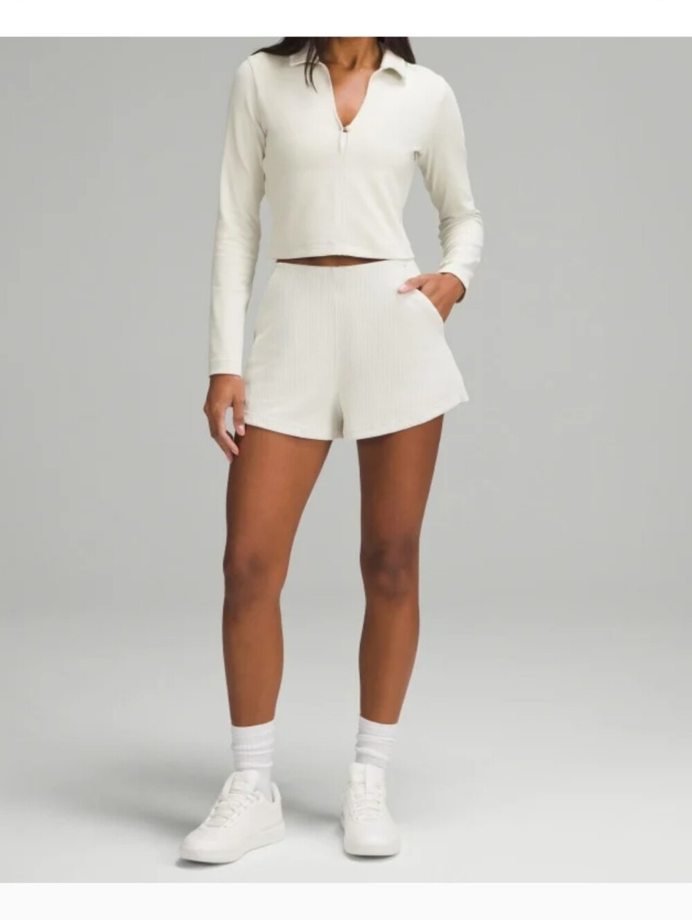 Lululemon ribbed softstreme HR short Size 8